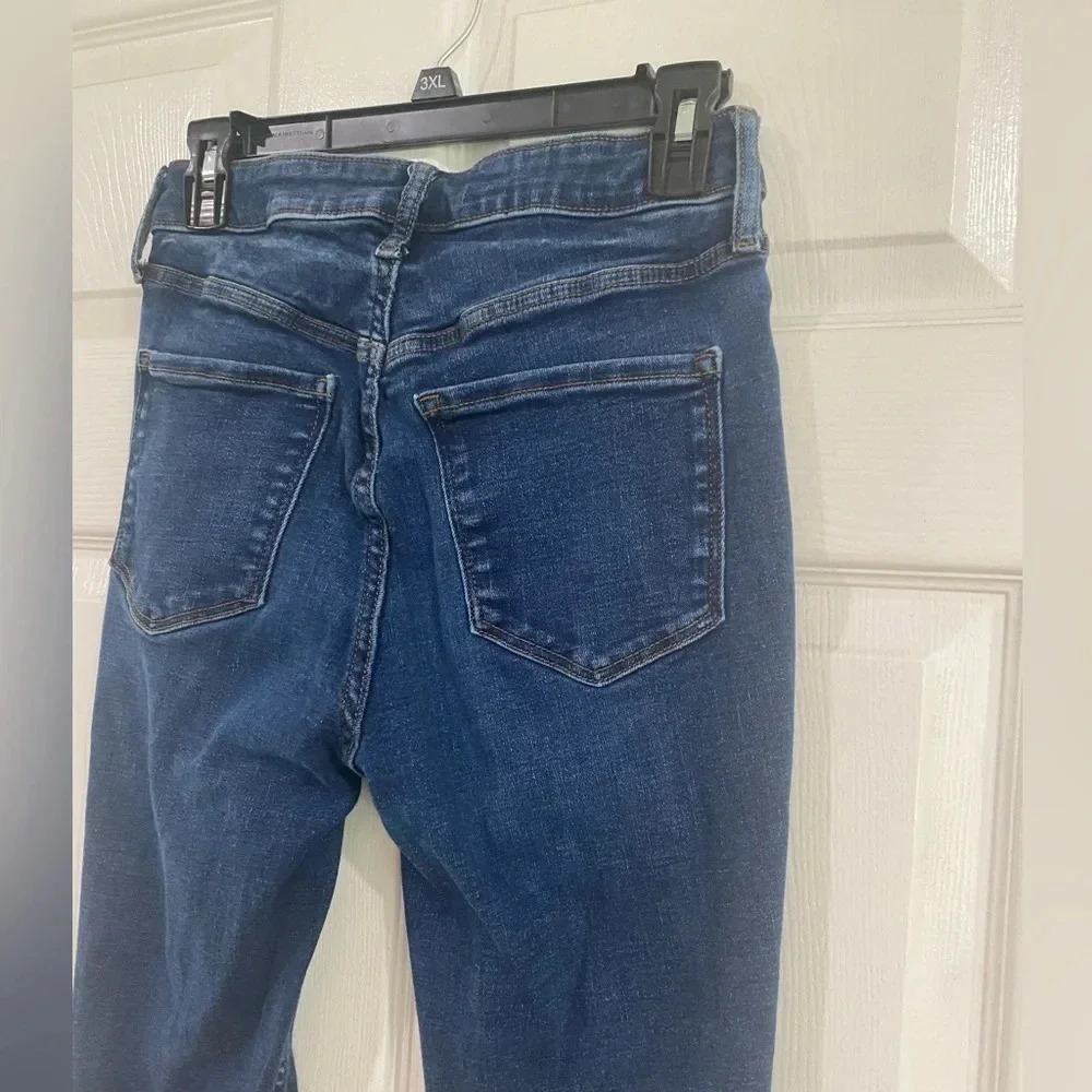 Old Navy rockstar extra high rise rockstar super skinny jeans sz 6 Distressed - Picture 10 of 12